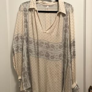 FREE PEOPLE Carpet Blouse with Ruffled Sleeves